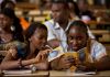 Mali : Le Japon offre des bourses d’étude à quatre étudiants maliens. Mali : Le Japon offre des bourses d’étude à quatre étudiants maliens.
