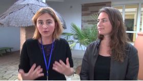 Fig : Camille Schmoll et Be&#769;ne&#769;dicte Michalon